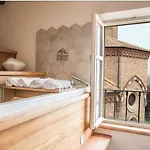 Bed & Breakfast Antico Tralcio 4*