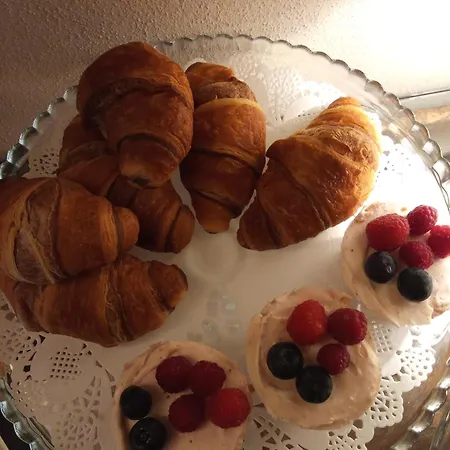 Bed & Breakfast Antico Tralcio Antignano (Piedmont)