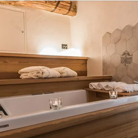 Antico Tralcio Bed and Breakfast