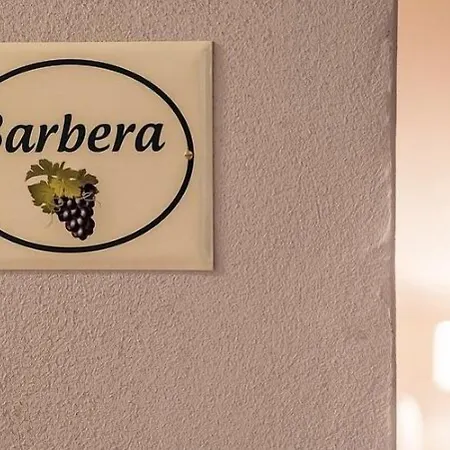 Antico Tralcio Bed & Breakfast Antignano (Piedmont)