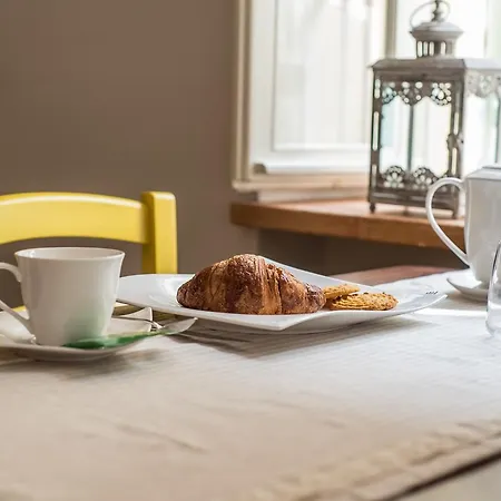 Bed & Breakfast Antico Tralcio 4*