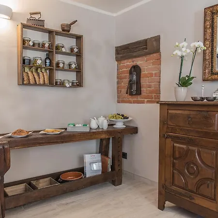 Antico Tralcio 4* Antignano (Piedmont)